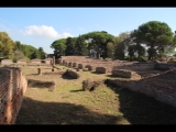 02562 ostia - regio ii - insula ix - grandi horrea (ii,ix,7) - suedseite - blick ri osten.jpg